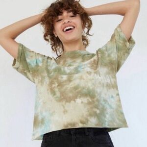 WILD FABLE | Shades of Green Tie-Dye Short Sleeve Top Women’s Size Large